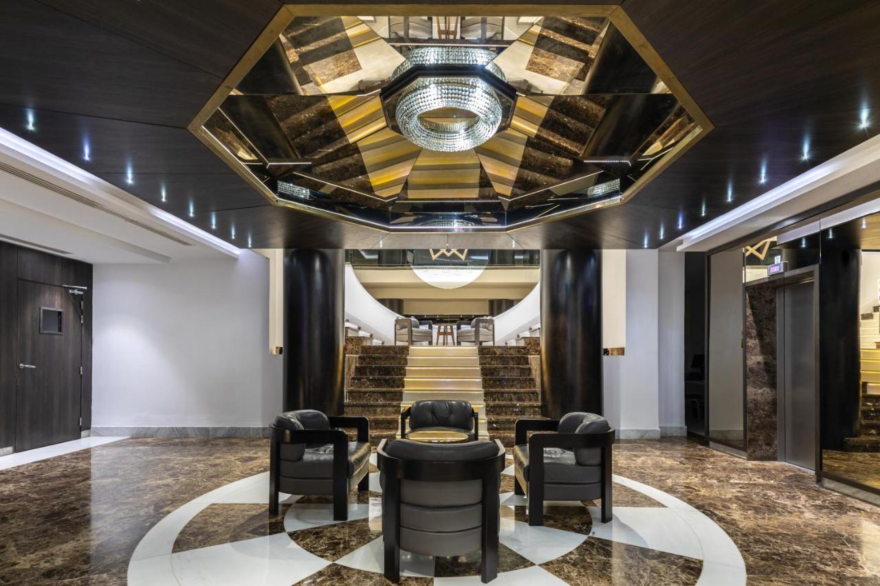 โรงแรมโมเวนพิค สแฟกซ์ Sfax ภายนอก รูปภาพ The lobby of the hotel