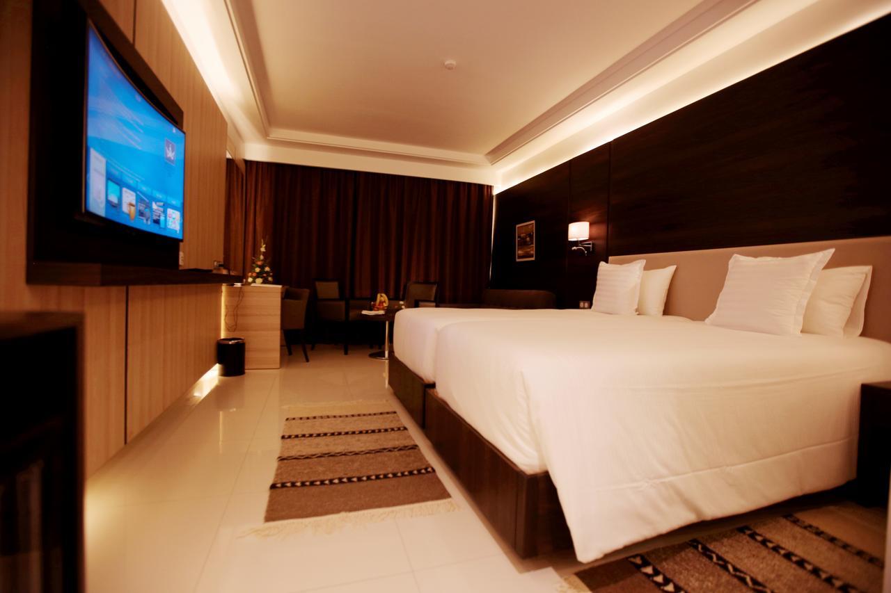 โรงแรมโมเวนพิค สแฟกซ์ Sfax ภายนอก รูปภาพ Deluxe Room